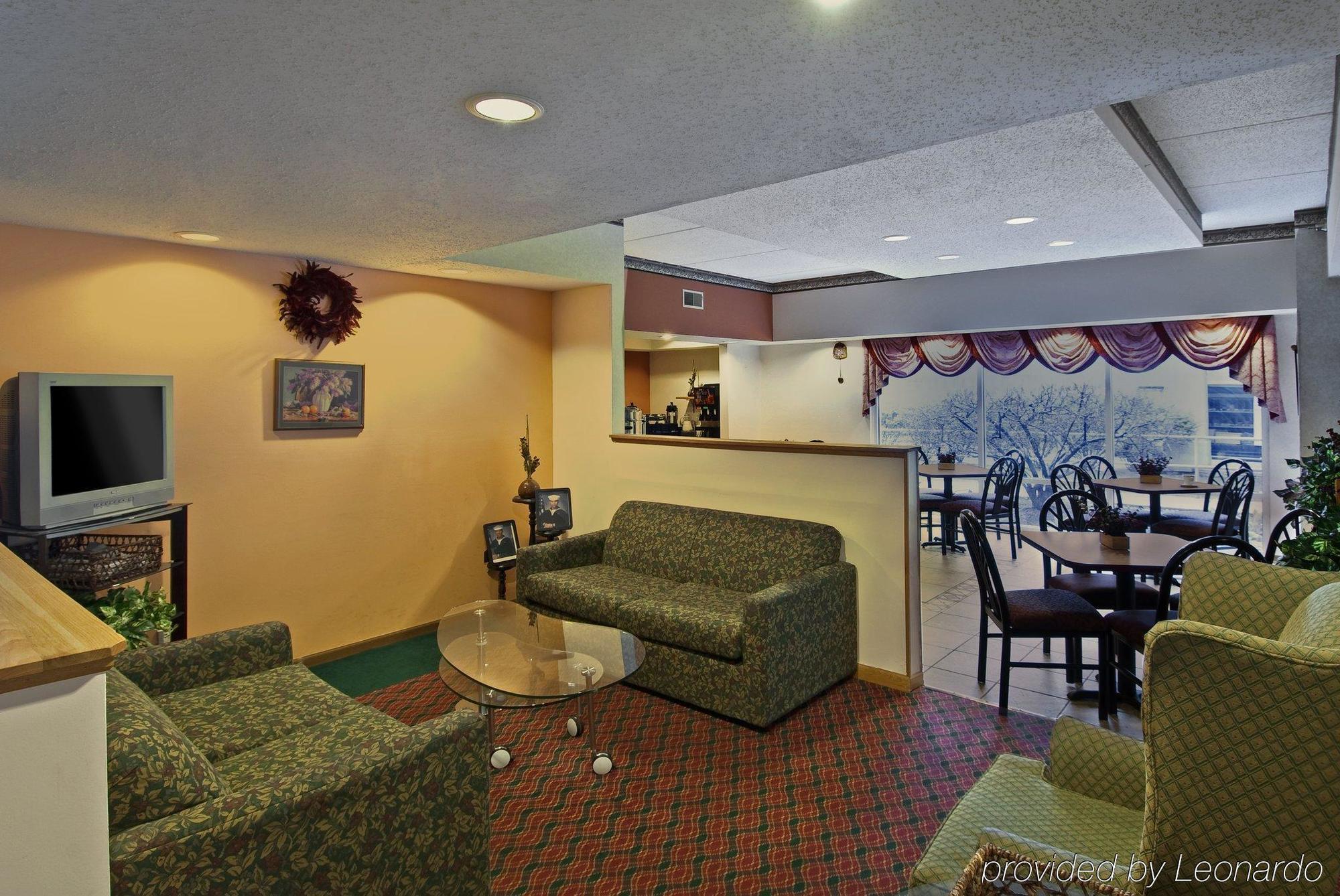 Americas Best Value Inn Уокиган Интериор снимка